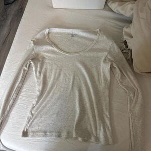 Brandy Melville Light Gray Long Sleeve Top